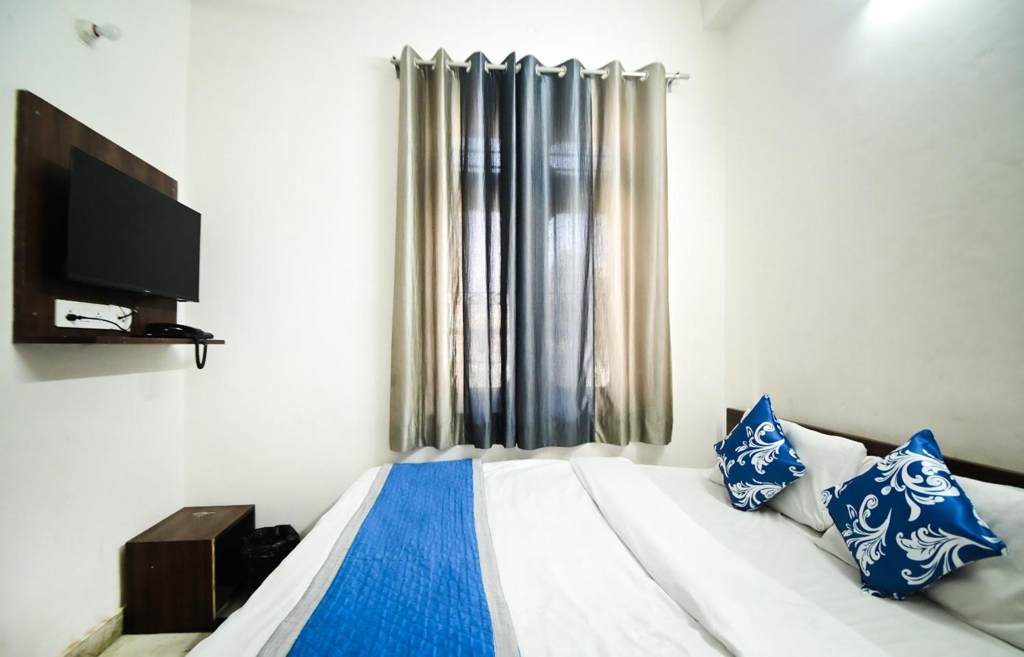 Hotel Apoorv - Near Jaipur Railway Station Kültér fotó