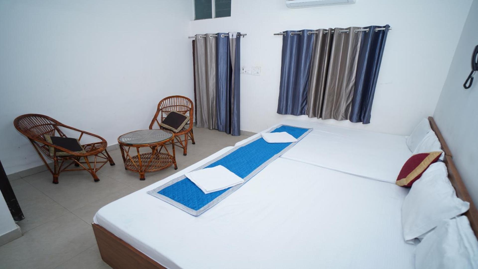 Hotel Apoorv - Near Jaipur Railway Station Kültér fotó