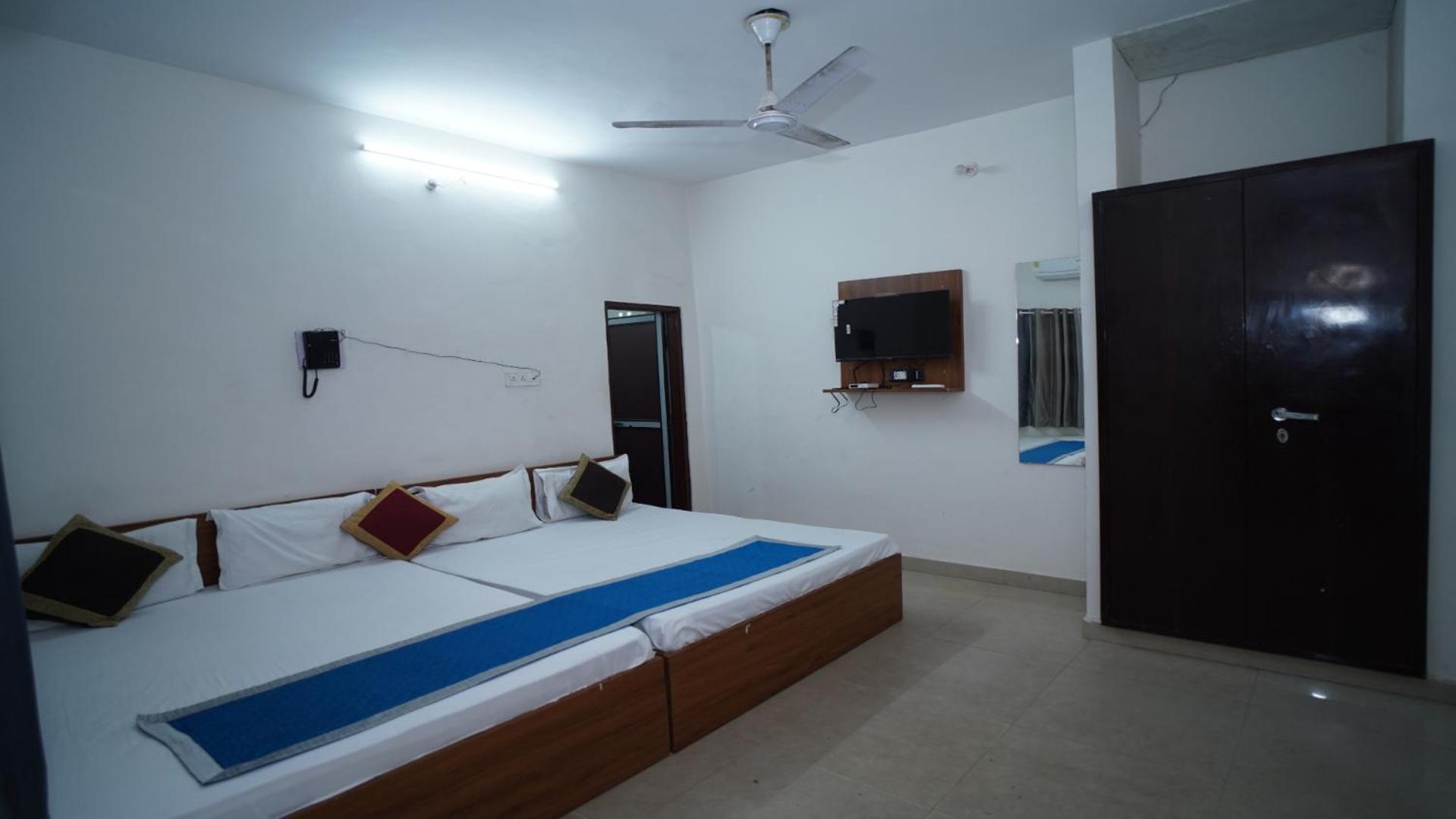 Hotel Apoorv - Near Jaipur Railway Station Szoba fotó
